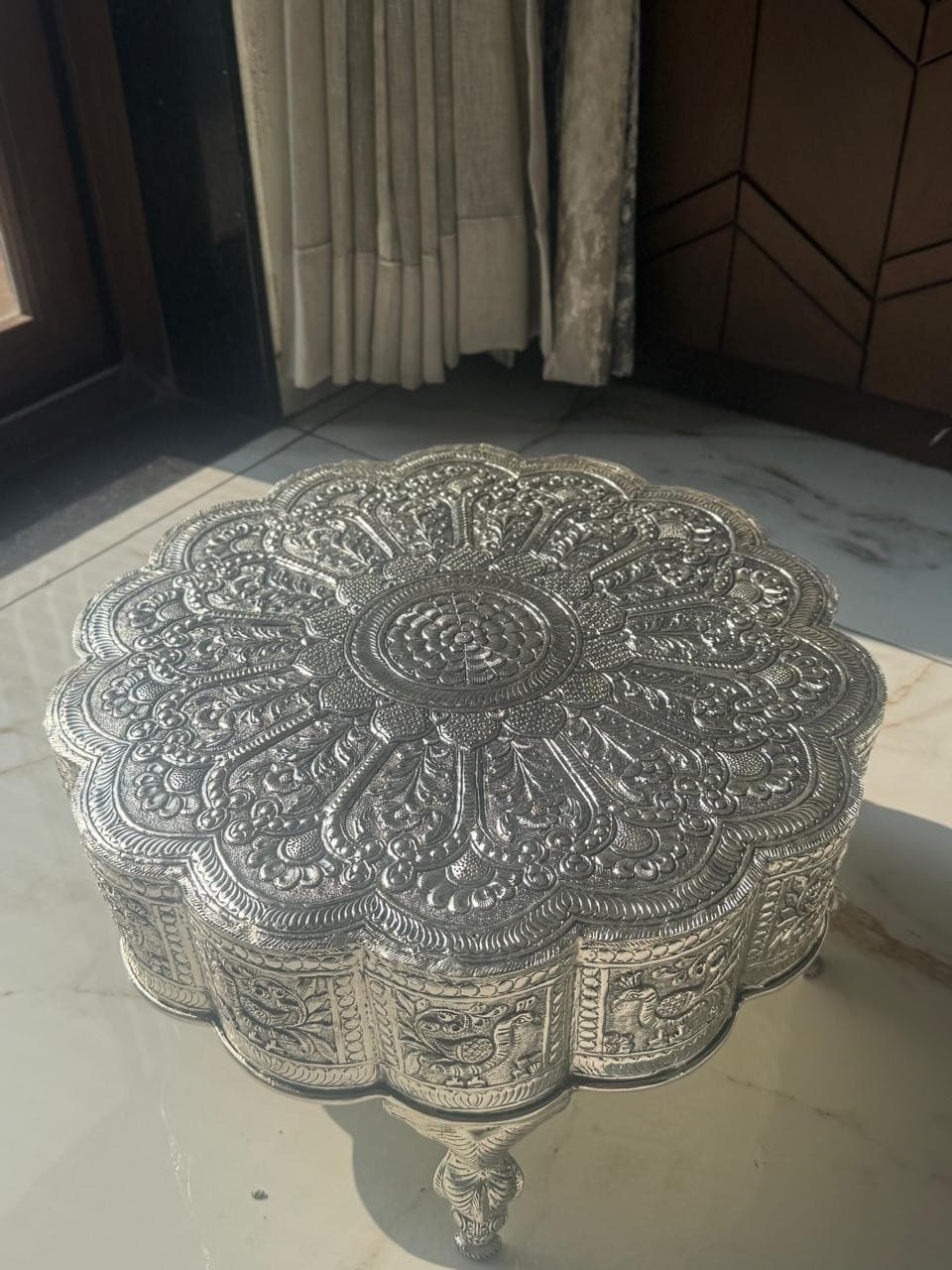 Lotus Pedestal Chowki — photo 3
